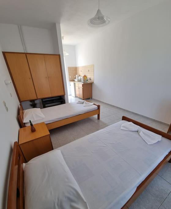 Red Rose Apartment Kampos  Ngoại thất bức ảnh