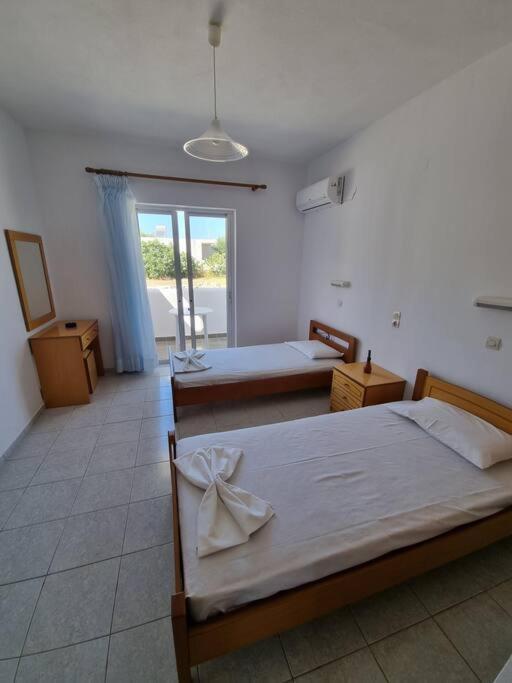Red Rose Apartment Kampos  Ngoại thất bức ảnh